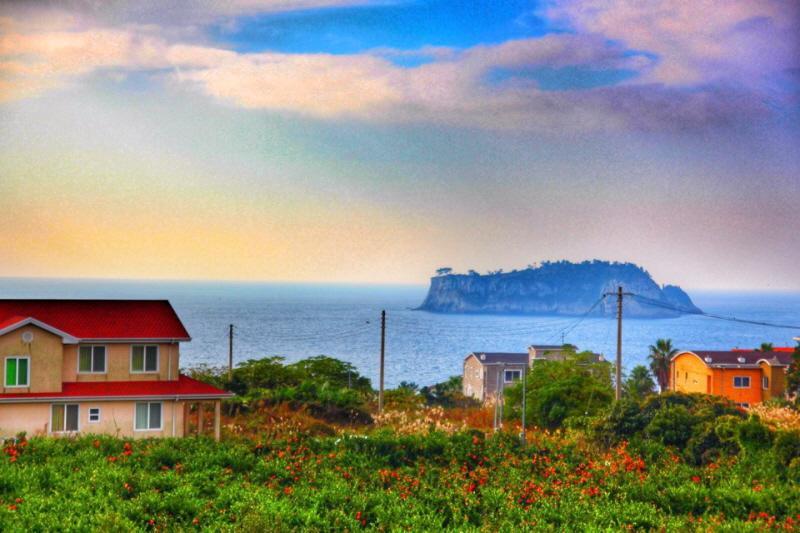 Jeju Land Pension Сеогвипо Екстериор снимка